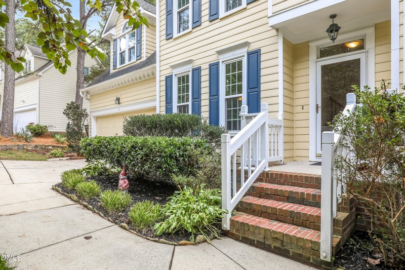212 Cobble Ridge Dr, Chapel Hill, NC 27516