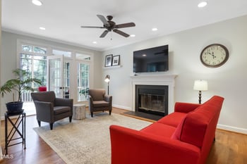 212 Cobble Ridge Dr, Chapel Hill, NC 27516