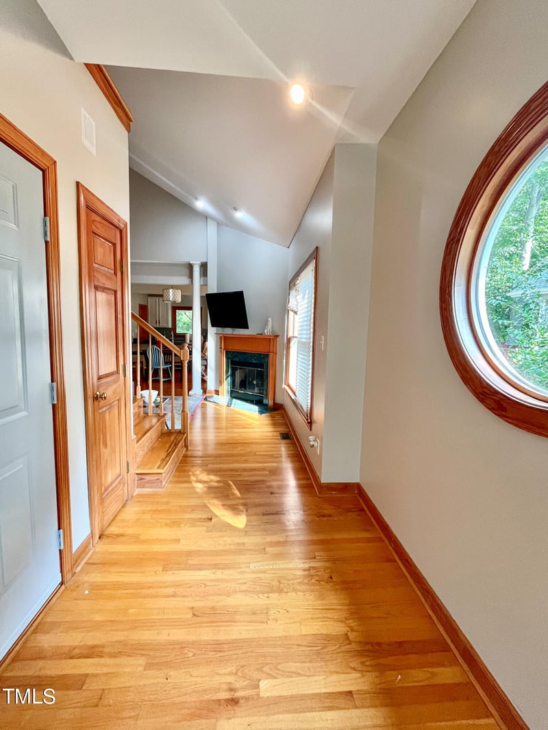 212 Columbia Place West Pl W, Chapel Hill, NC 27516