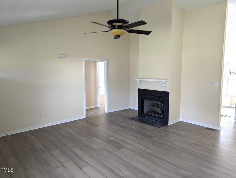 212 Davis Farm Dr, Selma, NC 27576
