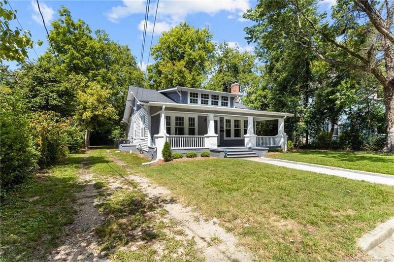212 Davis St, Fayetteville, NC 28305