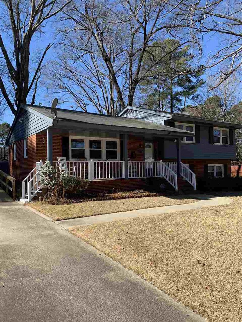 212 Dowell Dr, Cary, NC 27511