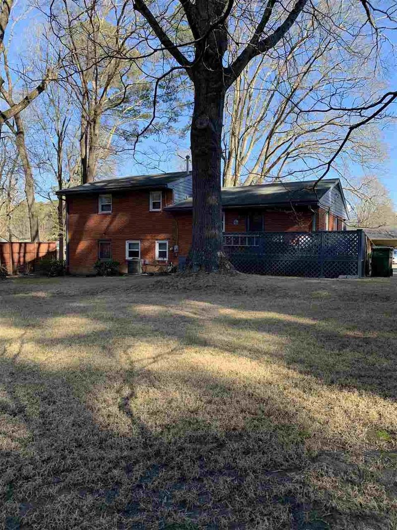 212 Dowell Dr, Cary, NC 27511