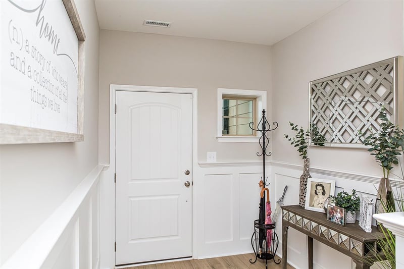 212 Ellsworth Manor Dr, Hillsborough, NC 27278