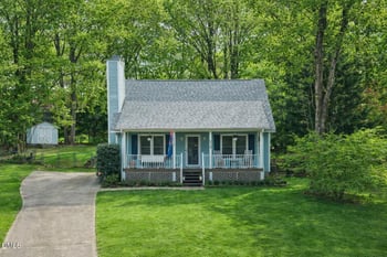 212 Esquire Ln, Cary, NC 27513