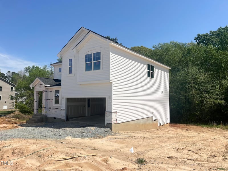 212 Fast Pitch Ln, Four Oaks, NC 27524