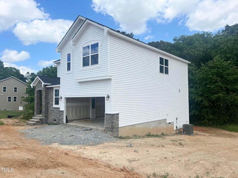 212 Fast Pitch Ln, Four Oaks, NC 27524