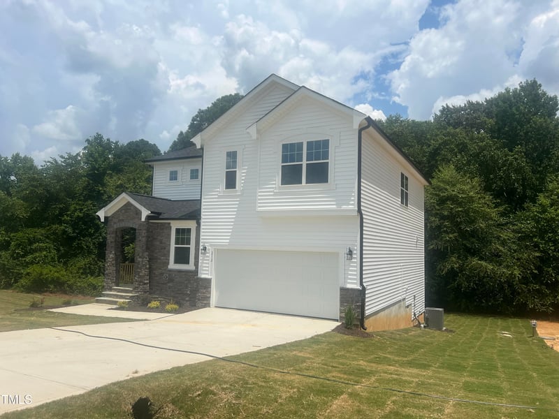 212 Fast Pitch Ln, Four Oaks, NC 27524