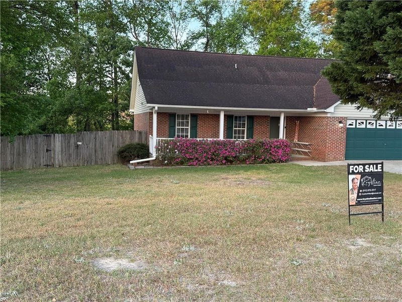 212 Finch Rd, Fayetteville, NC 28306