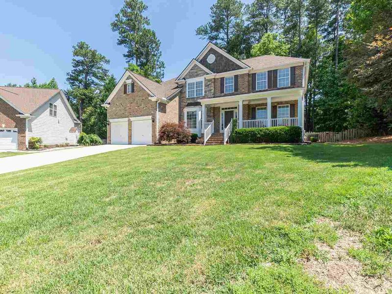 212 Glebe Way, Cary, NC 27519