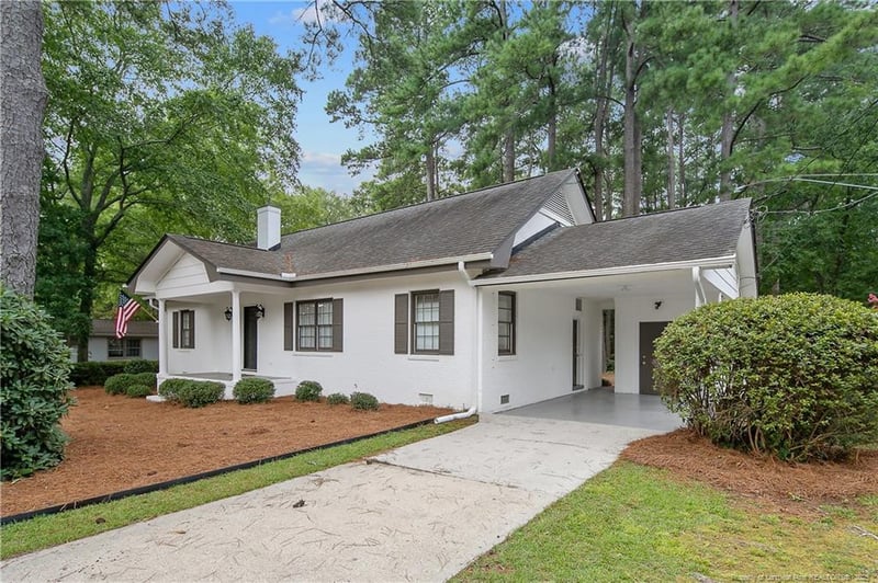 212 Glenburney Dr, Fayetteville, NC 28303