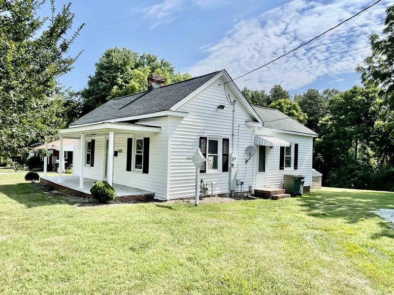 212 Gregory St, Roxboro, NC 27573
