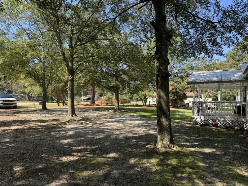212 Grummen Rd, Hope Mills, NC 28348
