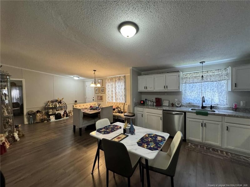 212 Grummen Rd, Hope Mills, NC 28348
