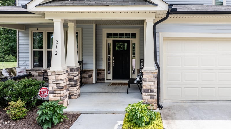 212 Hardwick St, Clayton, NC 27527