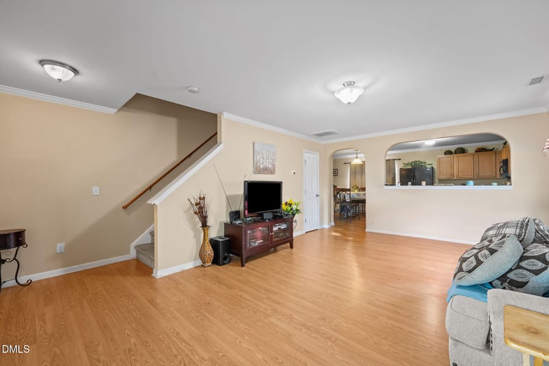 212 Haywards Ln, Mebane, NC 27302