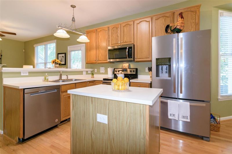 212 Heather Springs Dr, Garner, NC 27529