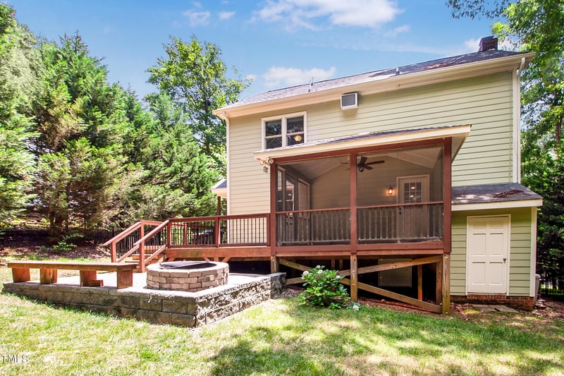 212 Heidinger Dr, Cary, NC 27511