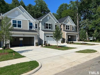 212 Hiking Hill Ln, Garner, NC 27529