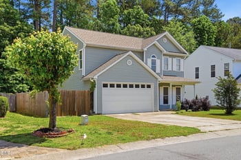 212 Honey Springs Ave, Fuquay Varina, NC 27526