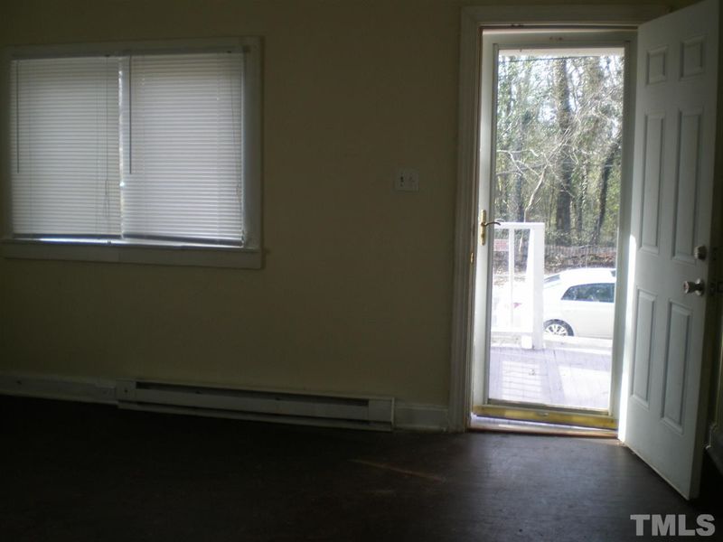 212 N Hyde Pk, Durham, NC 27705