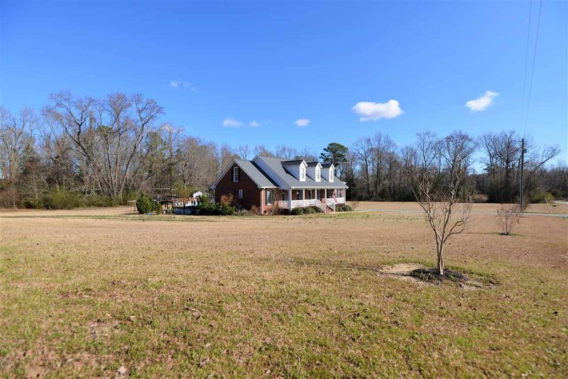 212 Ivey Rd, Four Oaks, NC 27524