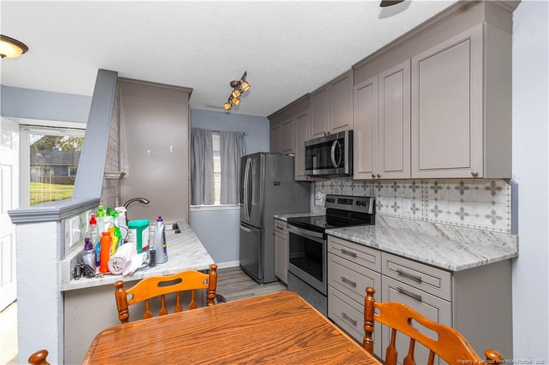 212 Kentucky Dr, Garner, NC 27529