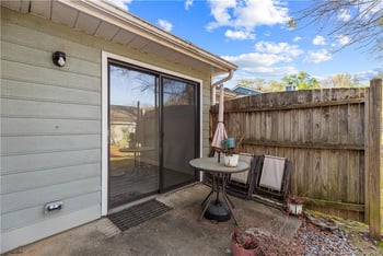 212 Kentucky Dr, Garner, NC 27529