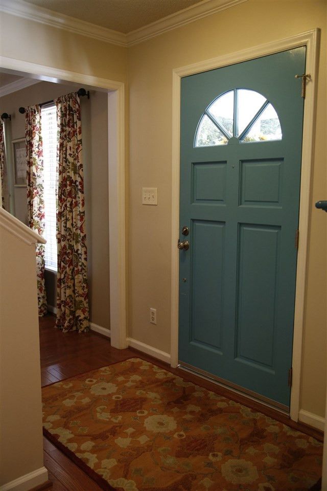 212 Kingsmill Rd, Cary, NC 27511