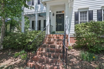 212 Kingsport Rd, Holly Springs, NC 27540