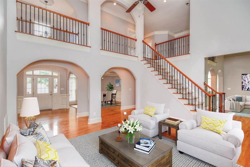 212 Linton Banks Pl, Cary, NC 27513