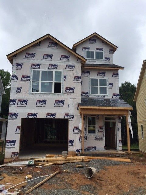 212 Log Pond Ct, Apex, NC 27502