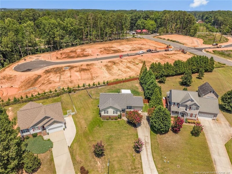 212 Loxley Ln, Sanford, NC 27330