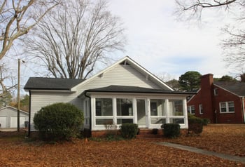 212 Main St, Holly Springs, NC 27540