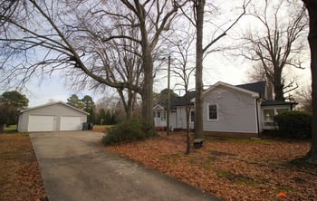 212 Main St, Holly Springs, NC 27540