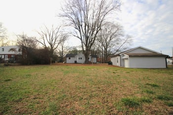 212 Main St, Holly Springs, NC 27540