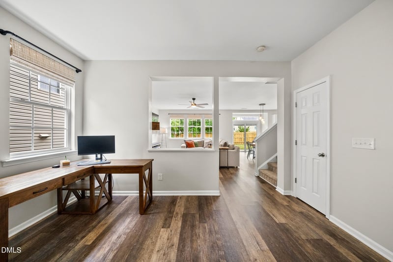 212 Milpass Dr, Holly Springs, NC 27540