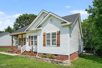 212 Mitchell Ave, Clayton, NC 27520