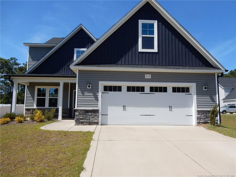 212 Nairn St, Fayetteville, NC 28311