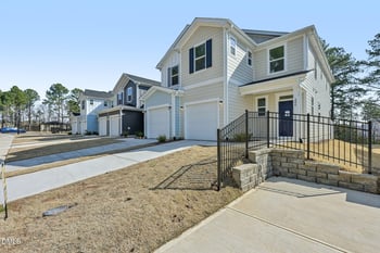 212 Parker Ln, Mebane, NC 27302