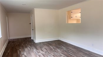 212 Peachtree St, Red Springs, NC 28377