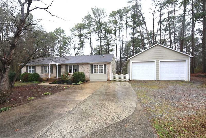 212 Pine Ridge Ct, Wake Forest, NC 27587