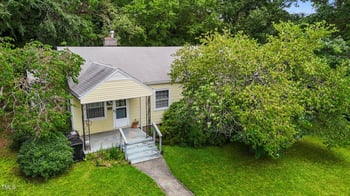 212 Plum St, Burlington, NC 27215