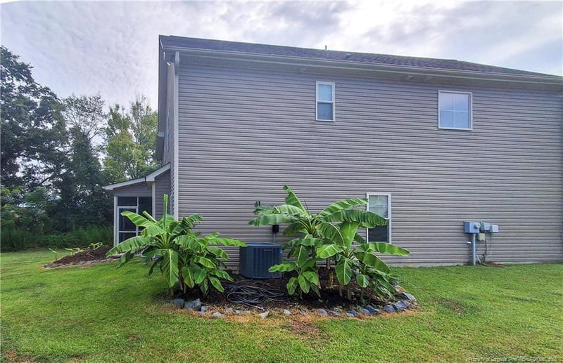 212 Rustic Field Dr, Goldsboro, NC 27533
