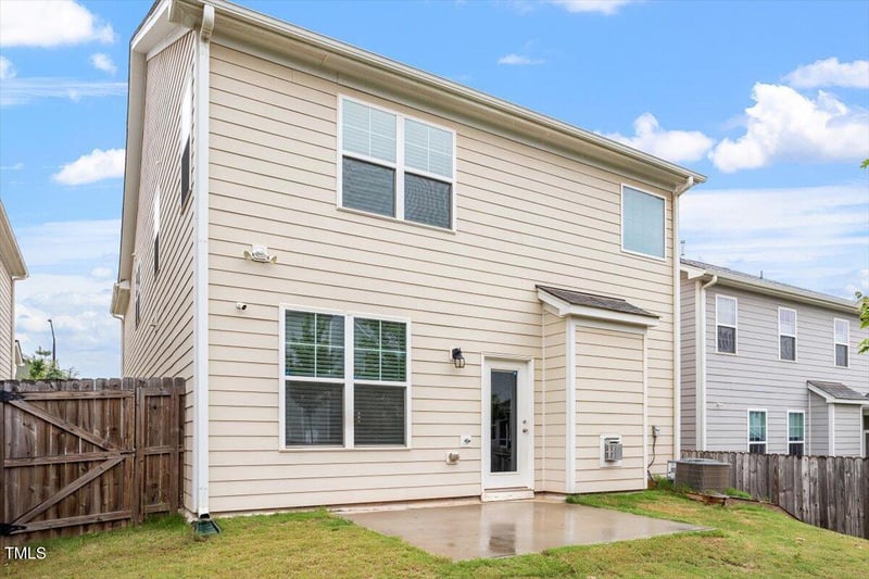 212 Sea Trail St, Hillsborough, NC 27278