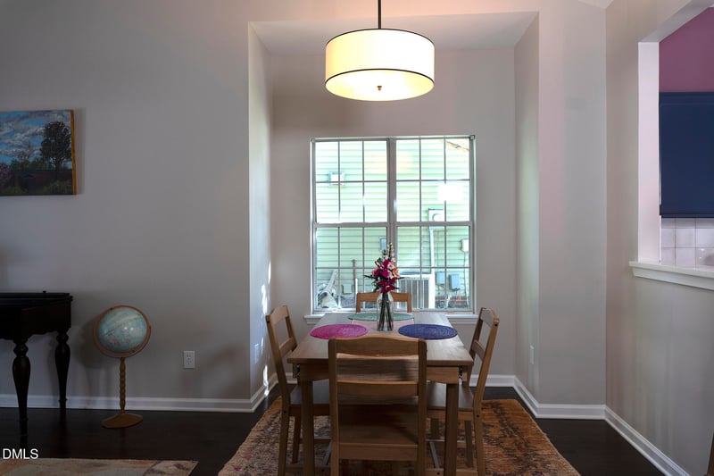 212 Sir Richard Ln, Chapel Hill, NC 27517