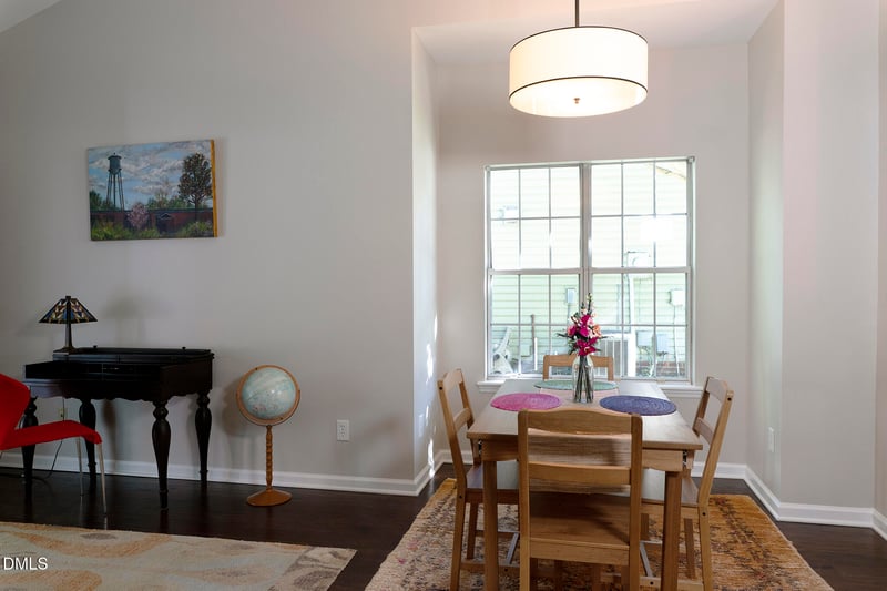 212 Sir Richard Ln, Chapel Hill, NC 27517