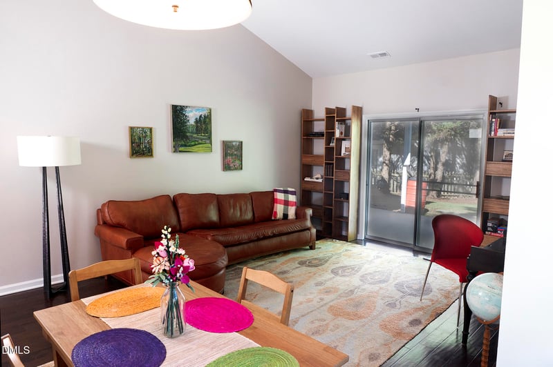 212 Sir Richard Ln, Chapel Hill, NC 27517