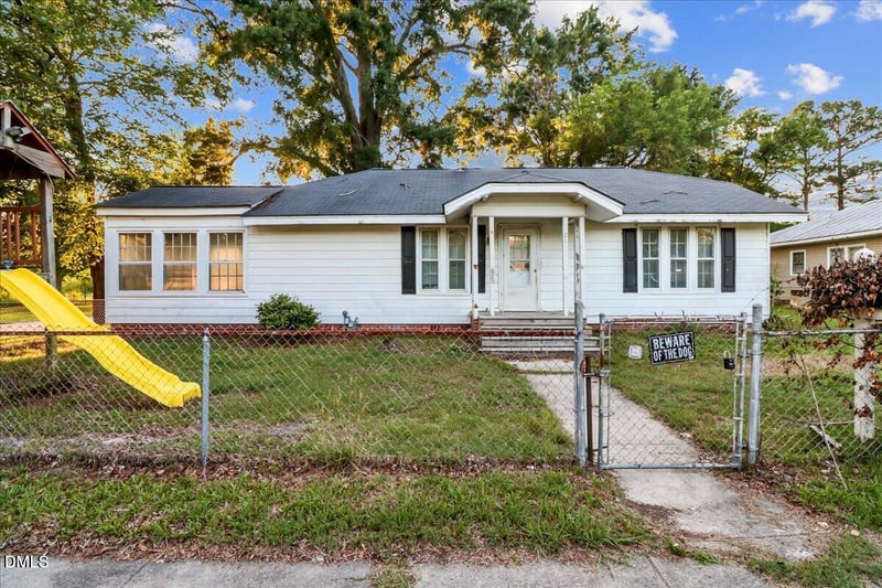 212 Sixth St, Smithfield, NC 27577