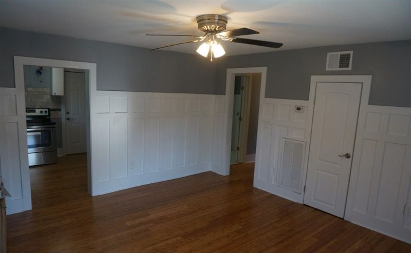 212 S State St, Raleigh, NC 27601
